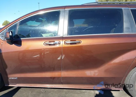 2021 Toyota Sienna Xle из США, поврежденный, VIN 5TDYRKEC4MS027700